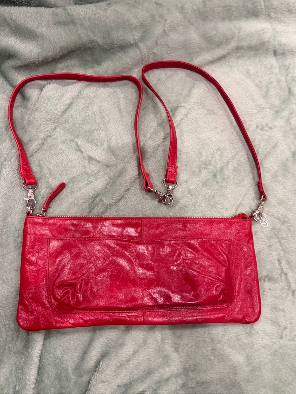 NWOT Latico Red Leather Crossbody Bag Convertible Clutch Wristlet Floral Wallet